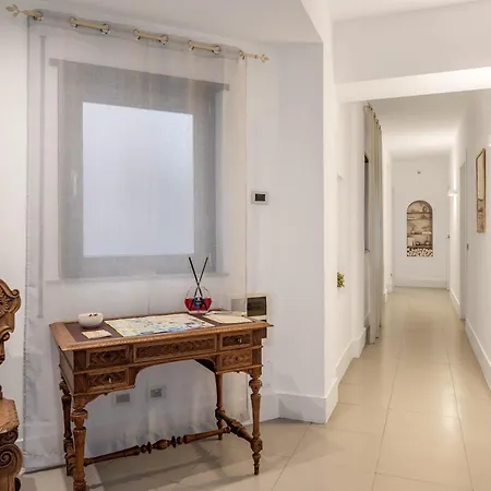 Bella Vista Nel Centro Storico Guest house