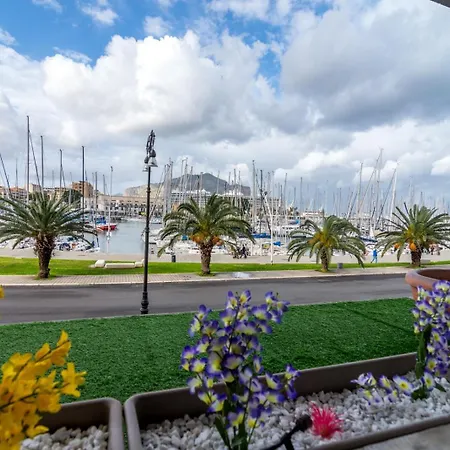 Bella Vista Nel Centro Storico Guest house